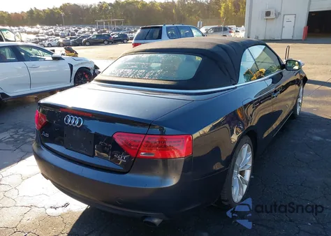 2013 Audi A5 2.0T Premium z USA, uszkodzony, nr VIN WAULFAFH5DN002976